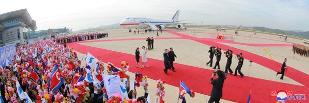 Arrivée à Pyongyang du Président sud-coréen et de sa suite