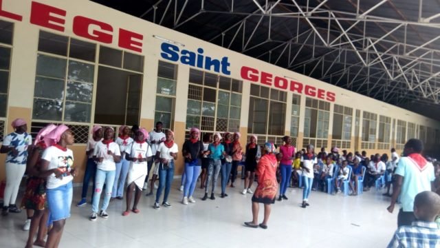 Le Groupe vocal du clan Saint François de Sales dirigé avec brio par le tandem Membe-Ngalula