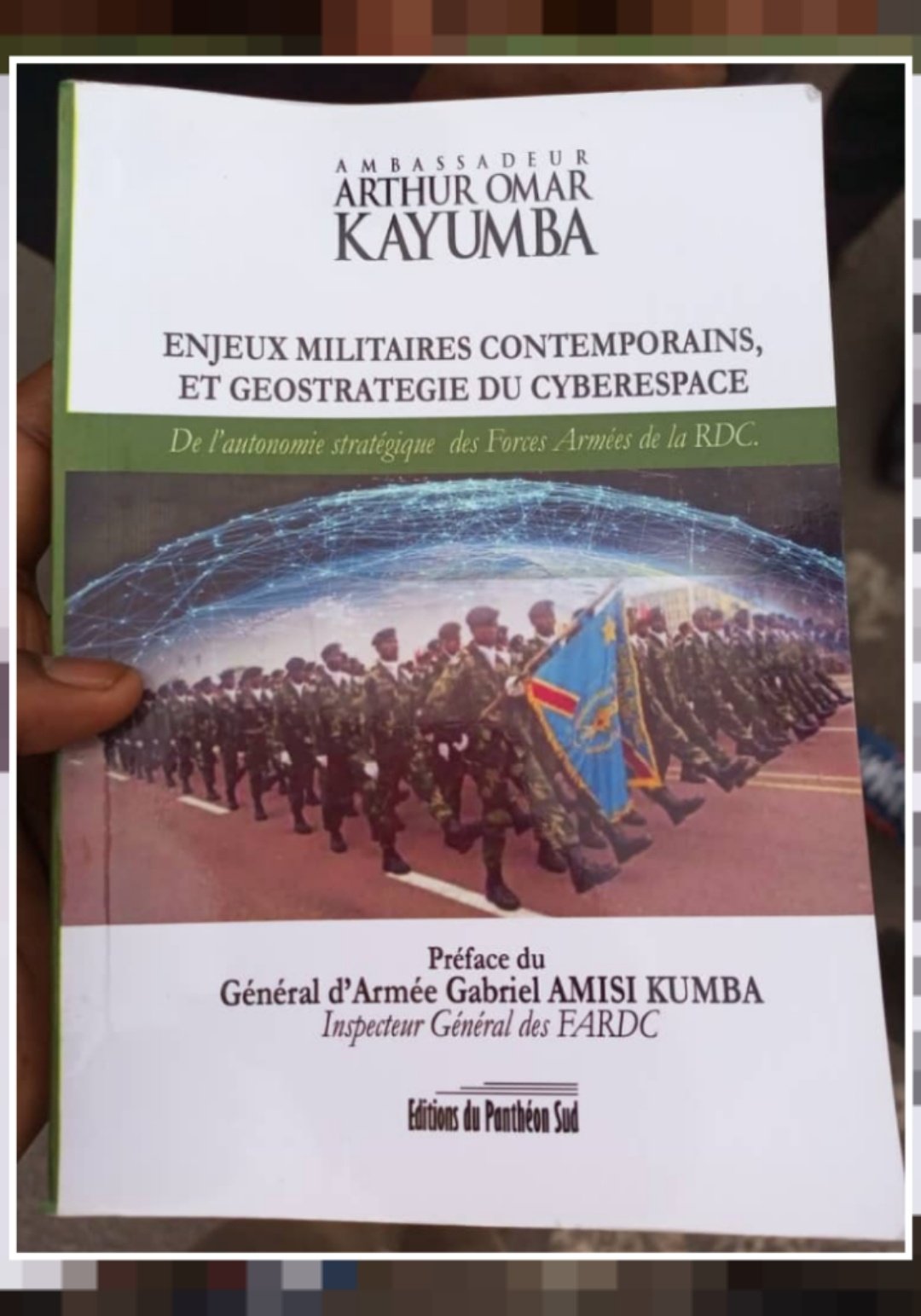 RDC : Un nouvel ouvrage dans le domaine de la sécurité de l'écrivain Arthur OMAR rendu public à Kinshasa