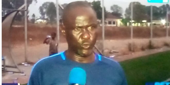 Le coach de l'AS Malole, Ambele Nkunga Ambou se dit satisfait malgré la défaite de ses coéquipiers contre Maniema Union (2-1)